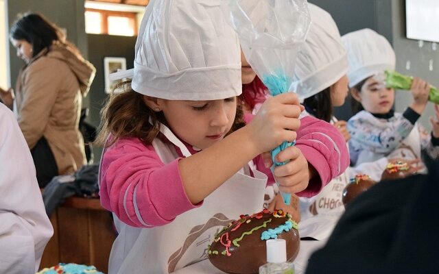 Chocolateros por un día dio inicio a la Fiesta Nacional del Chocolate