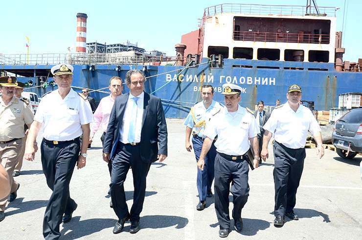 El buque polar ruso "Vasiliy Golovnin", partirá el jueves al continente blanco.