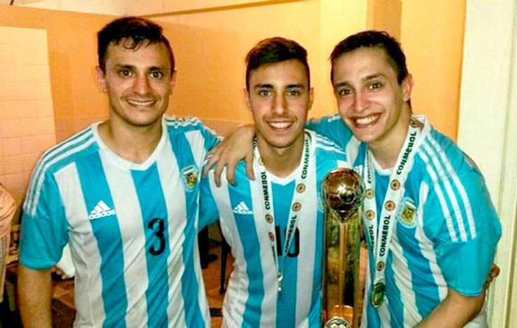 Los hermanos Vaporaki ya fueron campeones a nivel sudamericano con el equipo argentino.