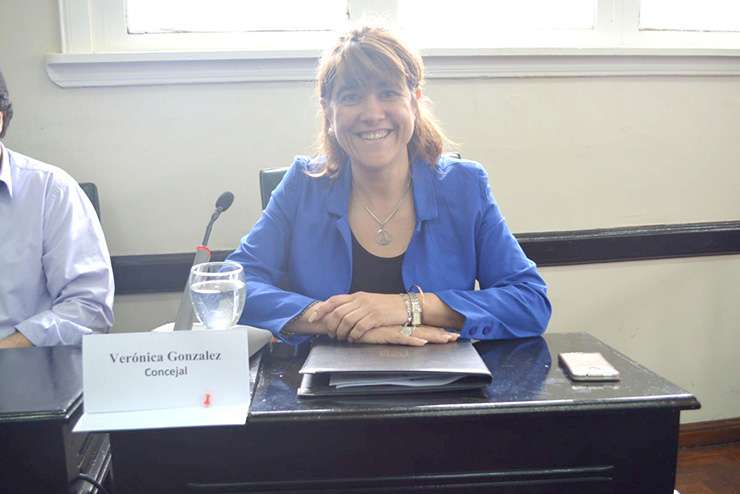 La concejal Verónica González aseguró que el Código Fiscal afecta la autonomía municipal.