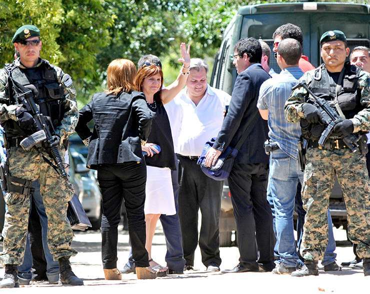 La ministra de Seguridad, Patricia Bullrich, tras la detención de los dos prófugos.