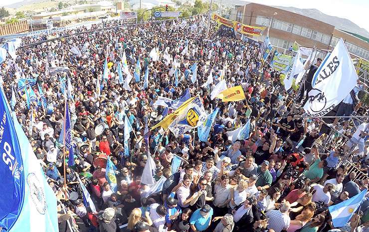 Das Neves espera una asistencia de Nación para superar el conflicto petrolero en Chubut.