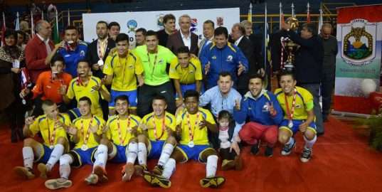 El selectivo “cafetero” dio el golpe en Encarnación, le quitó el invicto a Paraguay y se consagró campeón mundial C-17.