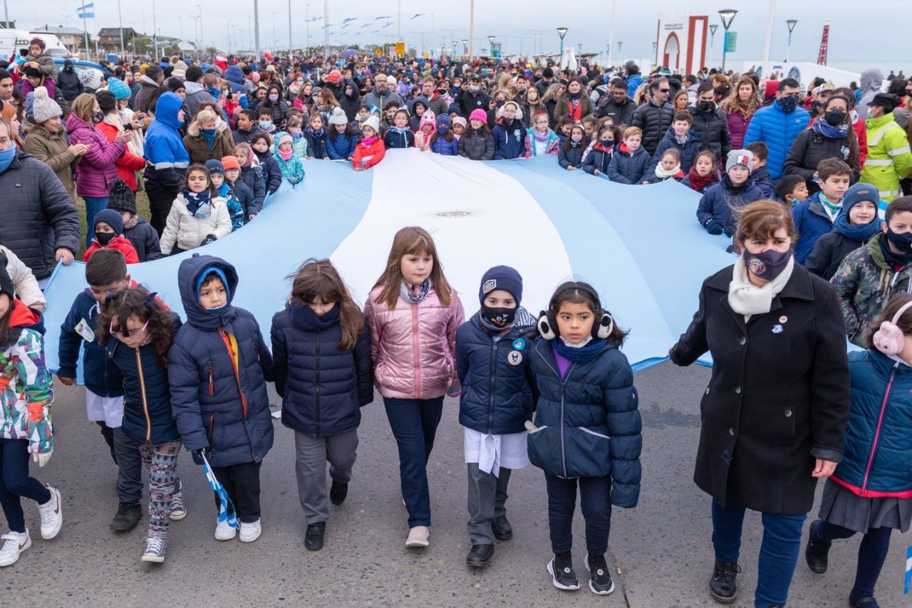 Ultimo día para inscribirse al Desfile del 2 de Abril Diario El Sureño