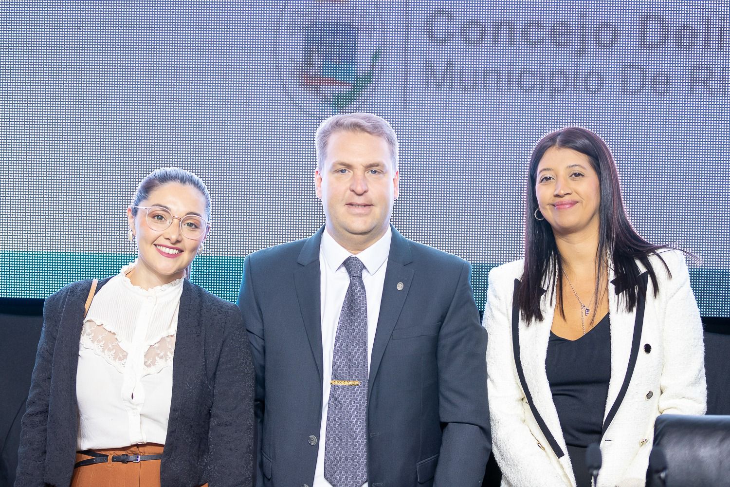 Von der Thusen presentó el proyecto de “Paridad” para la Legislatura