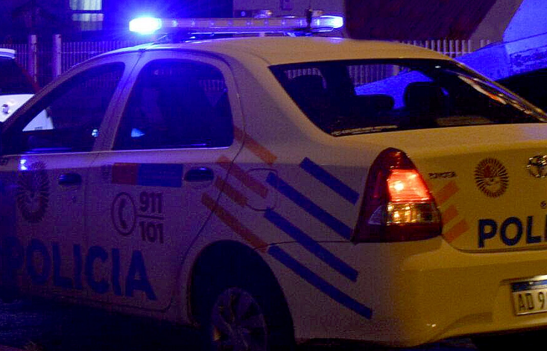 Un hombre agredió a su pareja con un cuchillo