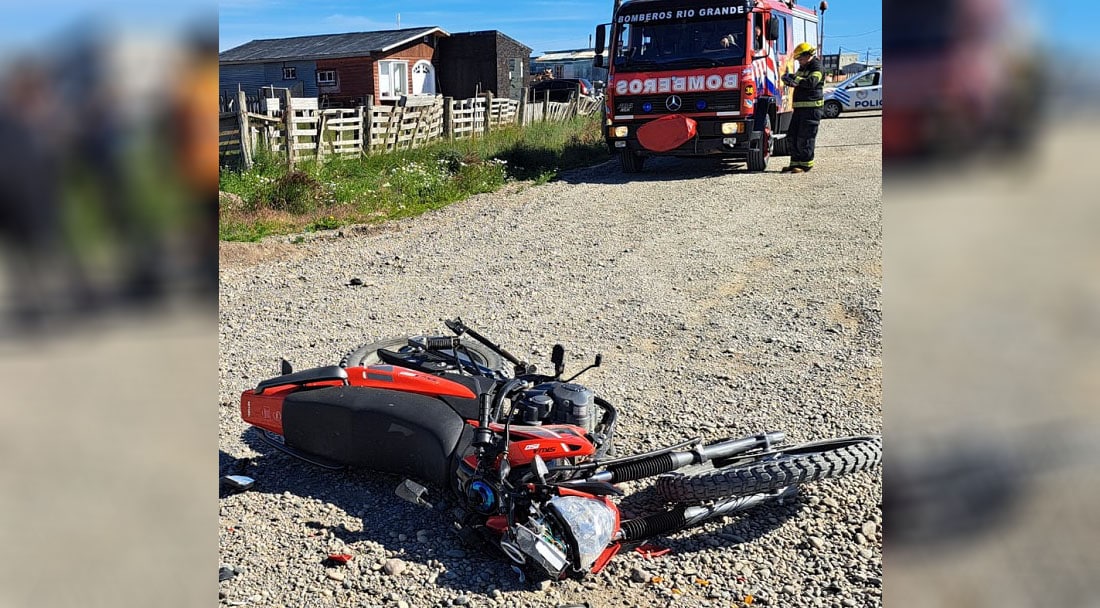 Margen sur: chocaron una moto y un auto